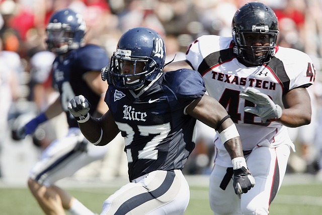 己在防守端 己在防守端